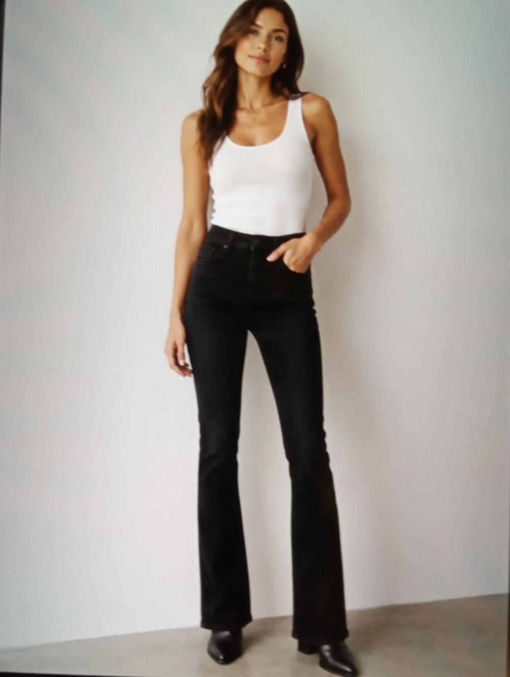 MOTHER The Weekender Mid Rise Flare Jeans Not Guilty Wash Womens 28
